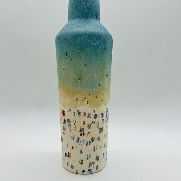 GRAY MALIN X CORKCICLE 16 OZ INSULATED WATER HYDRATION BOTTLE WITH BEACH SCENE - Picture 4 of 13